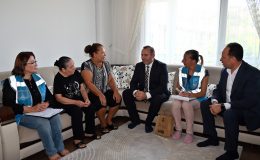 Tutuk’tan Çat Kapı Ziyaretler