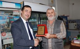 SUBAŞI’LI KAHVECİLERDEN MAVİ KAPAK TOPLAMA PROJESİNE DESTEK