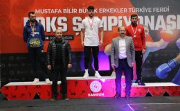 YALOVA BELEDİYESPOR’LU BOKSÖR YASİN AYDIN SAMSUNDA 3. OLDU