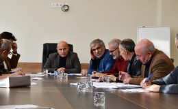 Altınova’da Aralık Meclisi başladı