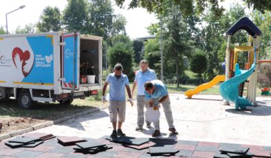 Çiftlikköy’de Çocuk Parkları Bakımdan Geçiyor