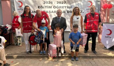 TÜRK KIZILAY YALOVA ŞUBESİNDEN İHTİYAÇ SAHİBİ ÖĞRENCİLERE “KIRTASİYE ŞENLİĞİ”