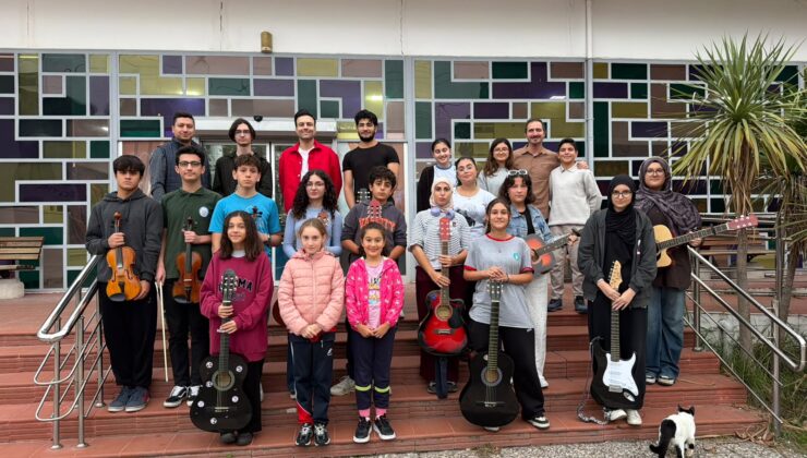 Yalova Belediyesi Kent Orkestrası İlk Dersini Gerçekleştirdi