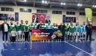 Yalova İl Millî Eğitim Müdürlüğü A ve B Takımları Futbol Futsal Turnuvasında Şampiyon ve İkinci Oldu
