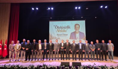 Ahmet Özhan Yalova’da Ötekileştirmeye Dikkat Çekti